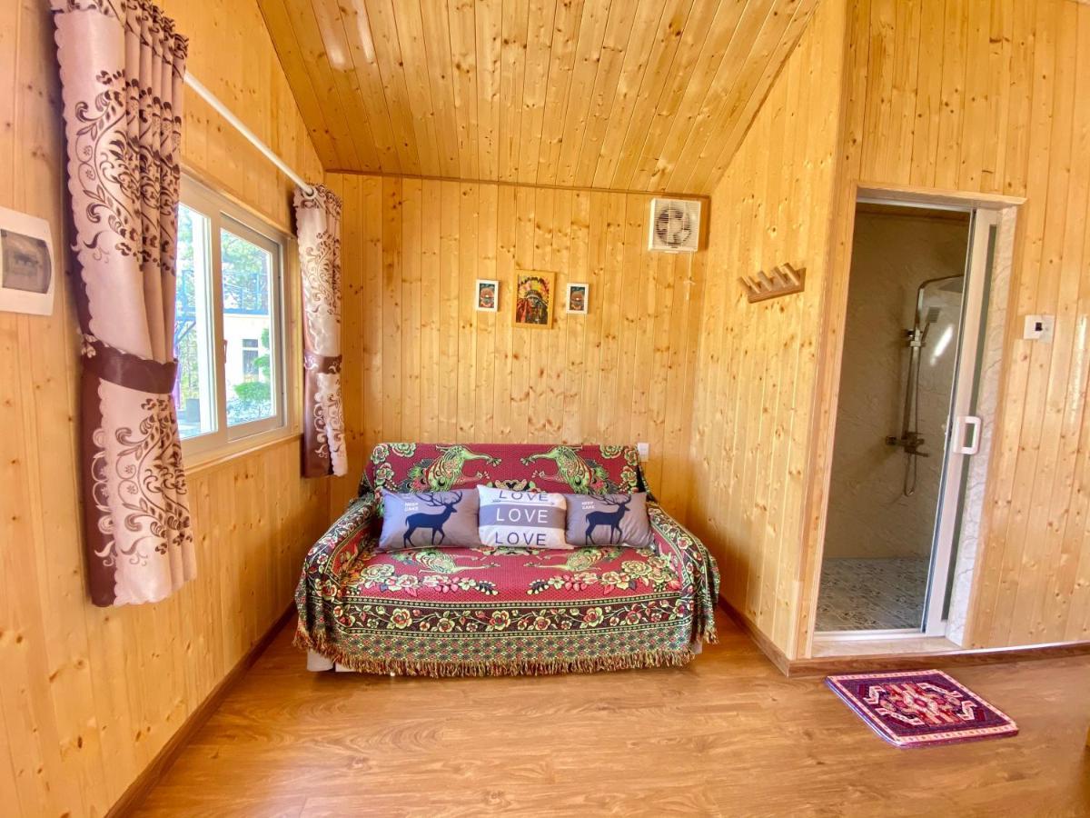 Henisi Homestay Mang Den Kon Von Kla Екстериор снимка